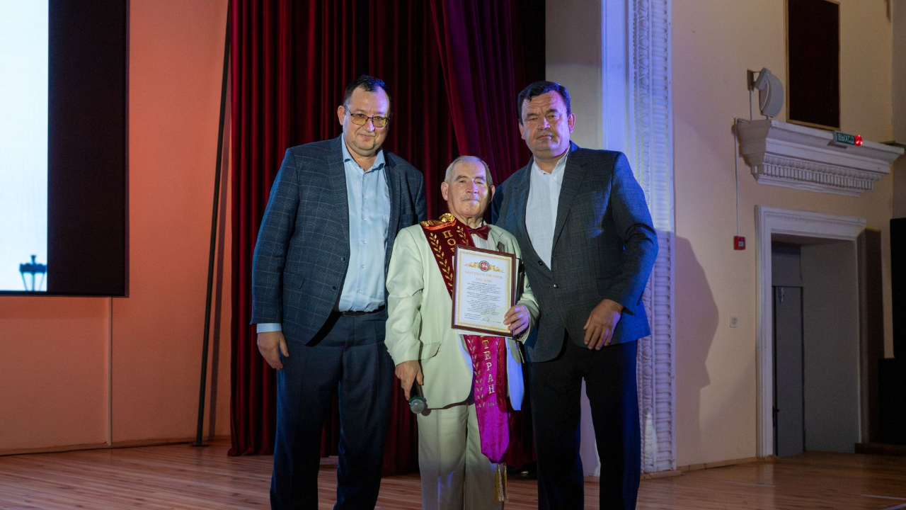 Поэзия, наука и служение: Самат Мавлитов на 75-летии Рифата Джамала